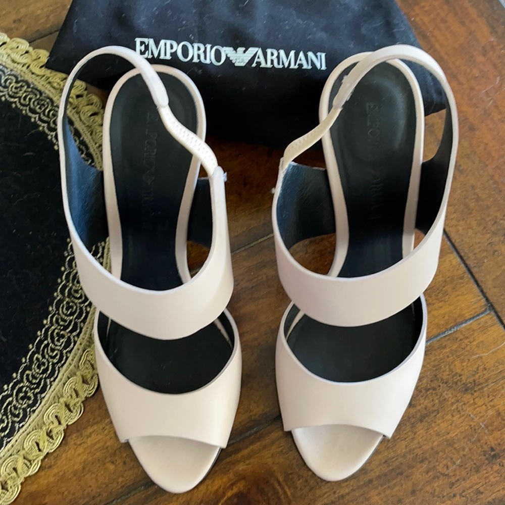 authentic emporio armani size 7